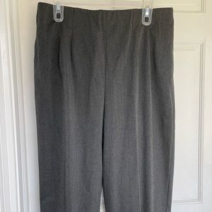 Gray Briggs, New York size 16 trousers flat elastic front